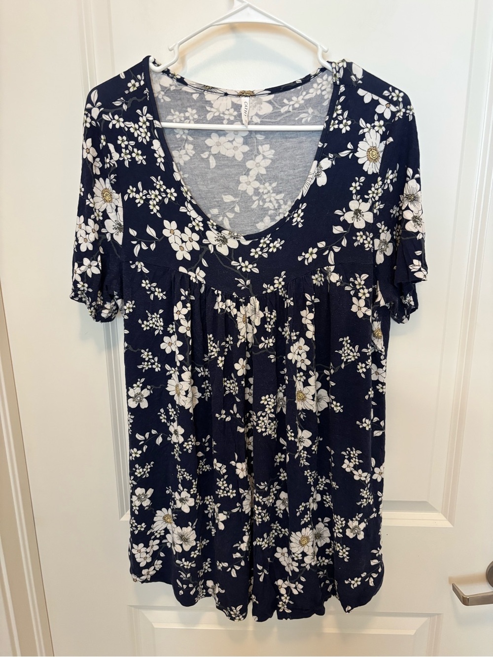 Navy Floral Scoop Neck Short Sleeve Tunic Top